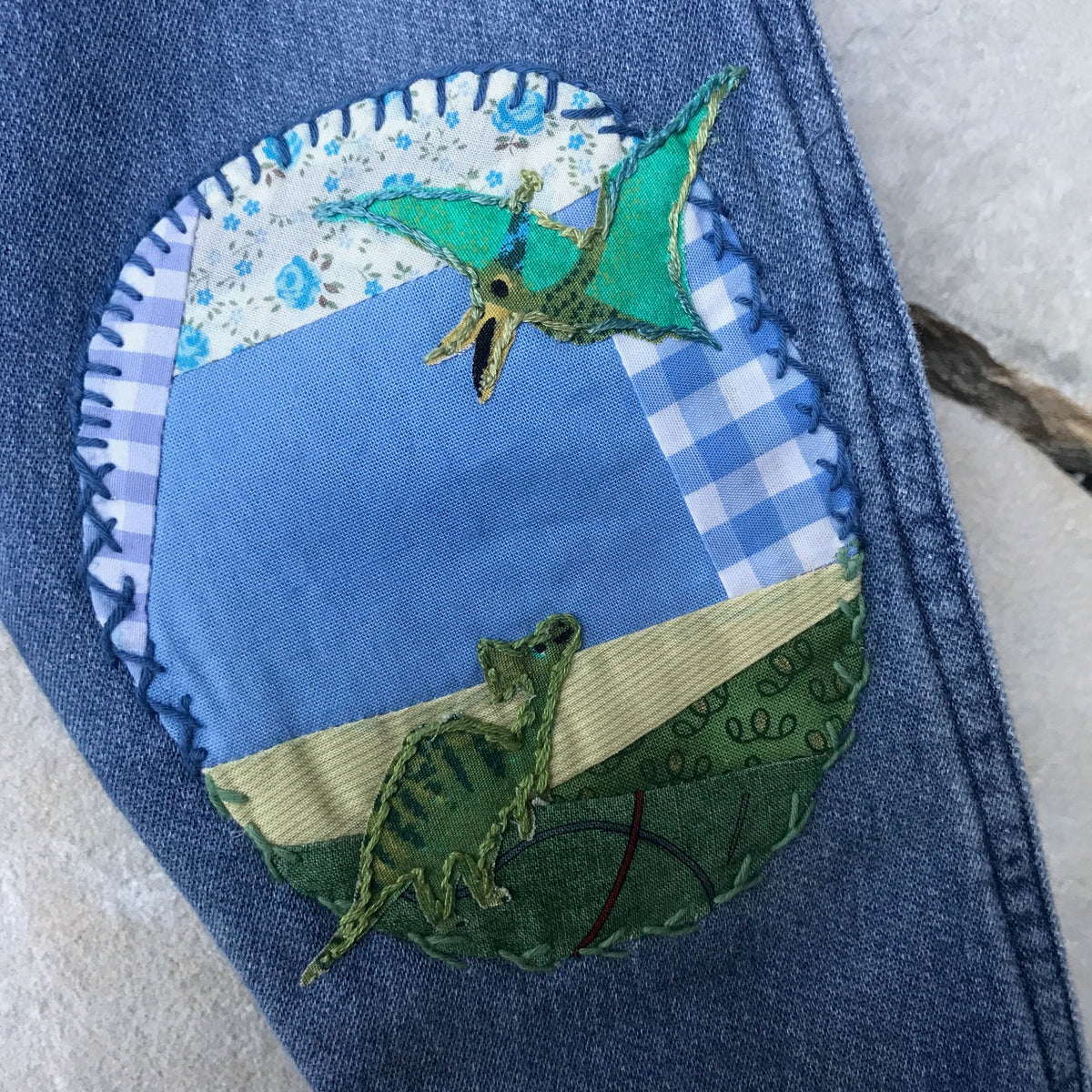 Dinosaurus handstitched denim joggers - size 1