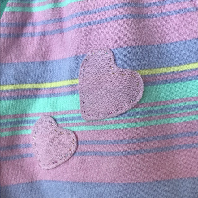 Unicorn and hearts shorts - SIZE 4