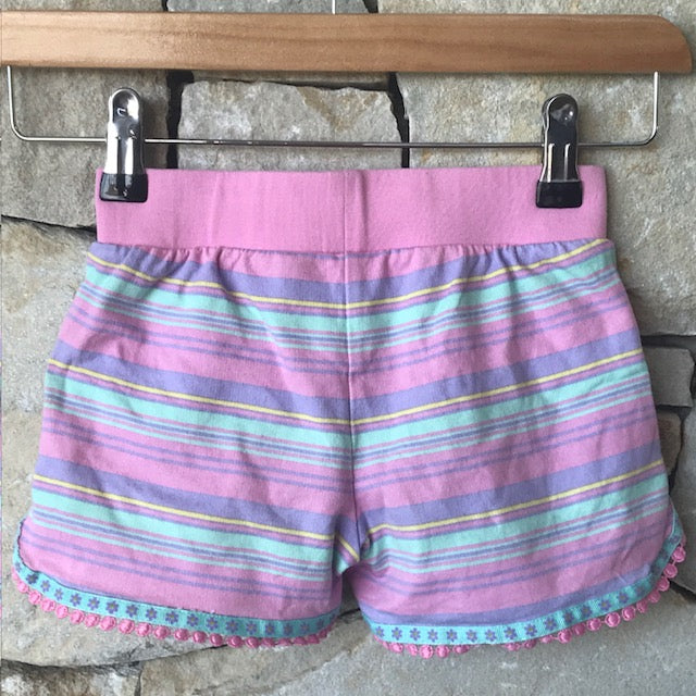 Unicorn and hearts shorts - SIZE 4