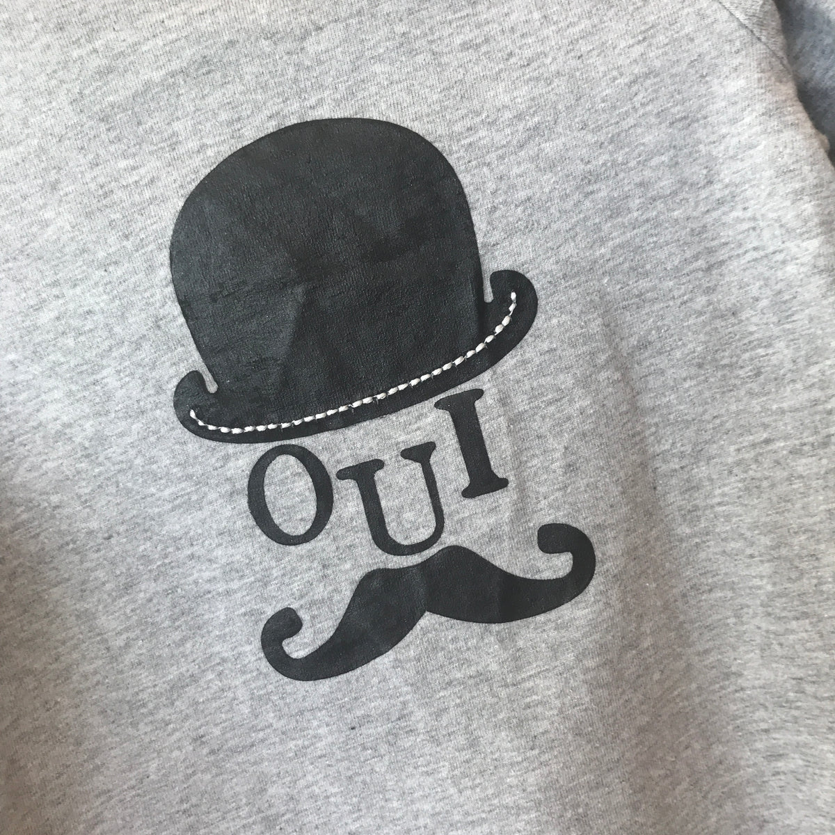 &quot;Oui!&quot; top hat long sleeved top - Size 1