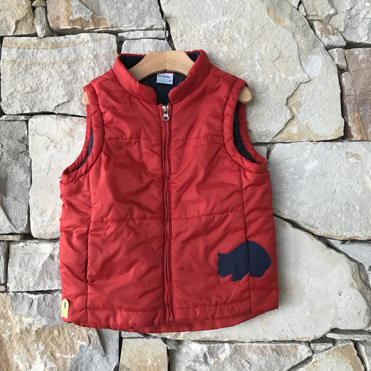 Wandering wombat padded vest: Size 6