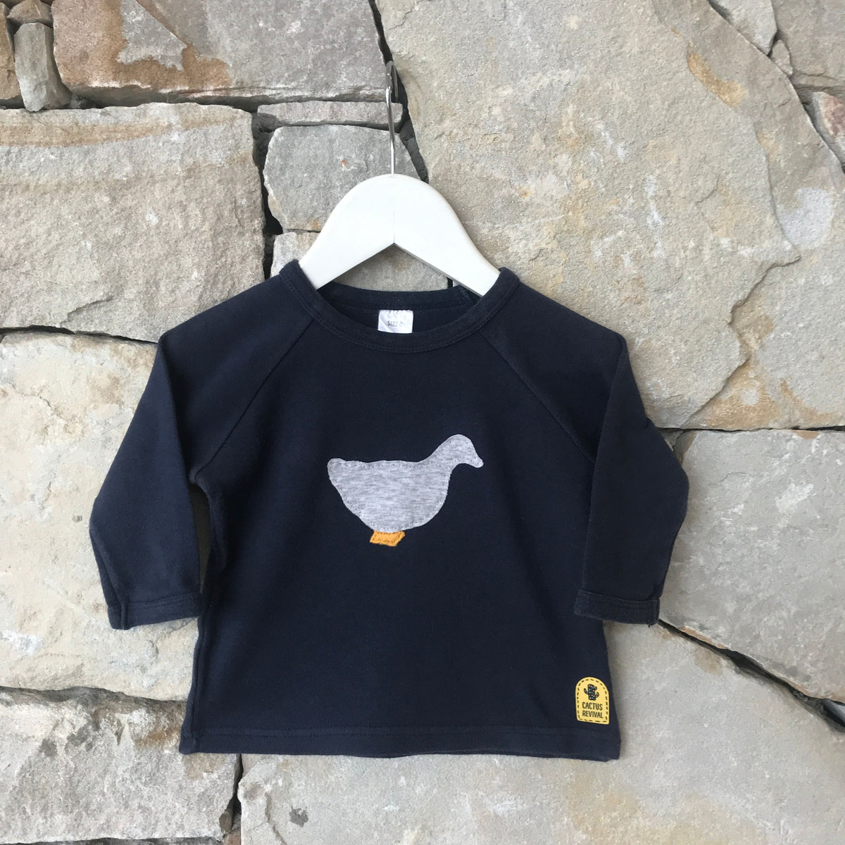 Long sleeved duck t shirt: Size 0